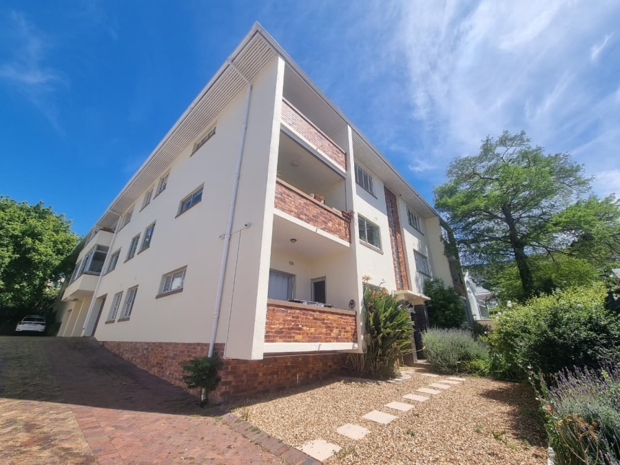 To Let 2 Bedroom Property for Rent in Tamboerskloof Western Cape